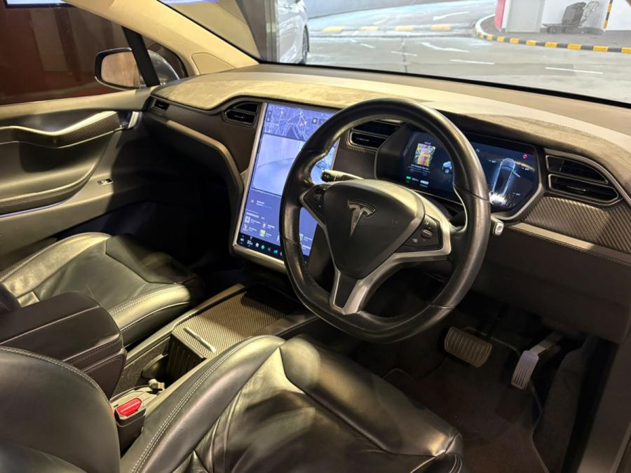 Model X 90D - Image 3